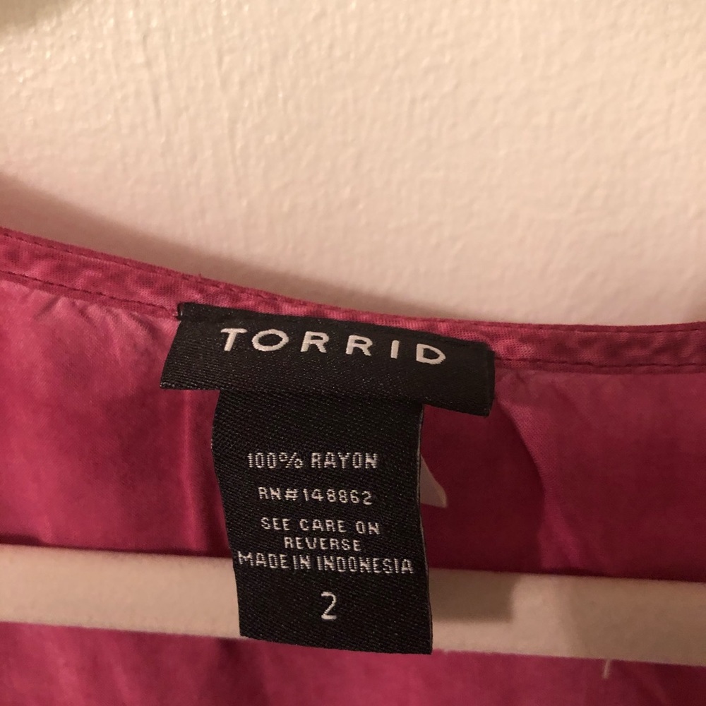 Torrid - Pink Dolman Top - Picture 3 of 3
